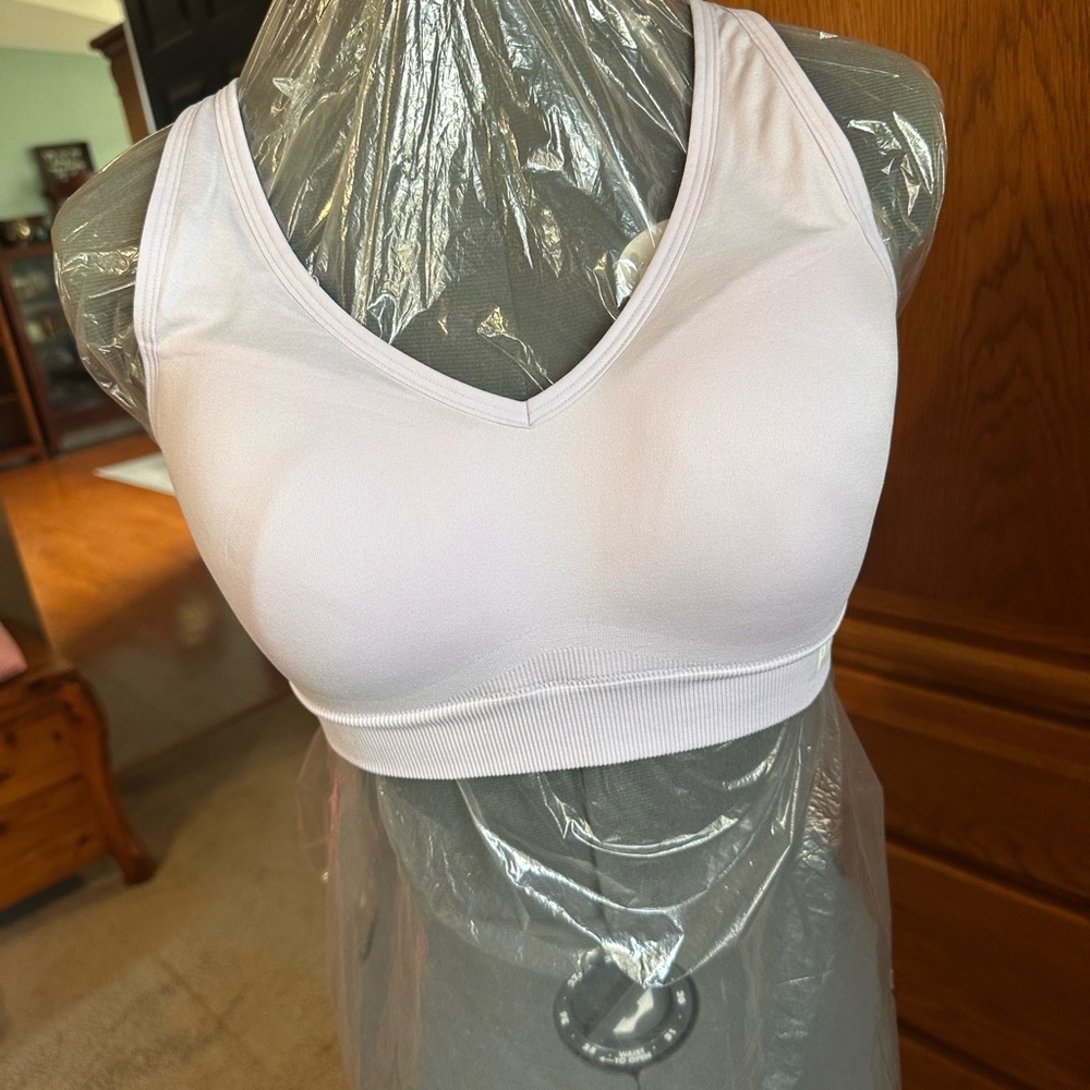 NWT Pink Victoria secret lavender Sports Bra size large
